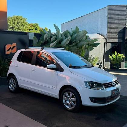 VOLKSWAGEN FOX 1.6 MI 8V FLEX 4P MANUAL VOLKSWAGEN FOX 1.6 MI 8V FLEX 4P MANUAL